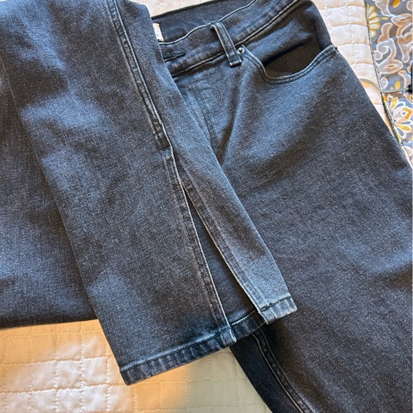 Abercrombie black vent hem Jean - Picture 10 of 11